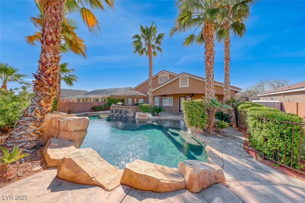 8348 Mountain Destiny, Las Vegas, NV 89131