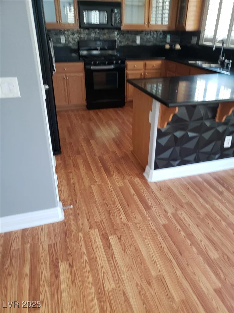 5425 Whisper Bluff, North Las Vegas, NV 89031