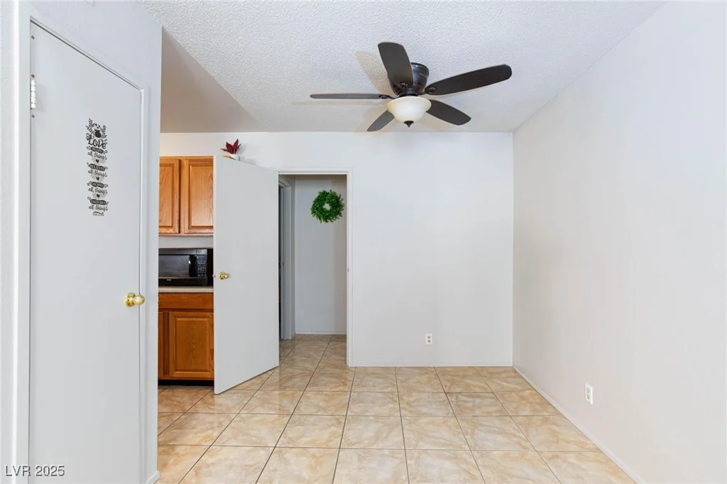 3939 Jontue, Las Vegas, NV 89115