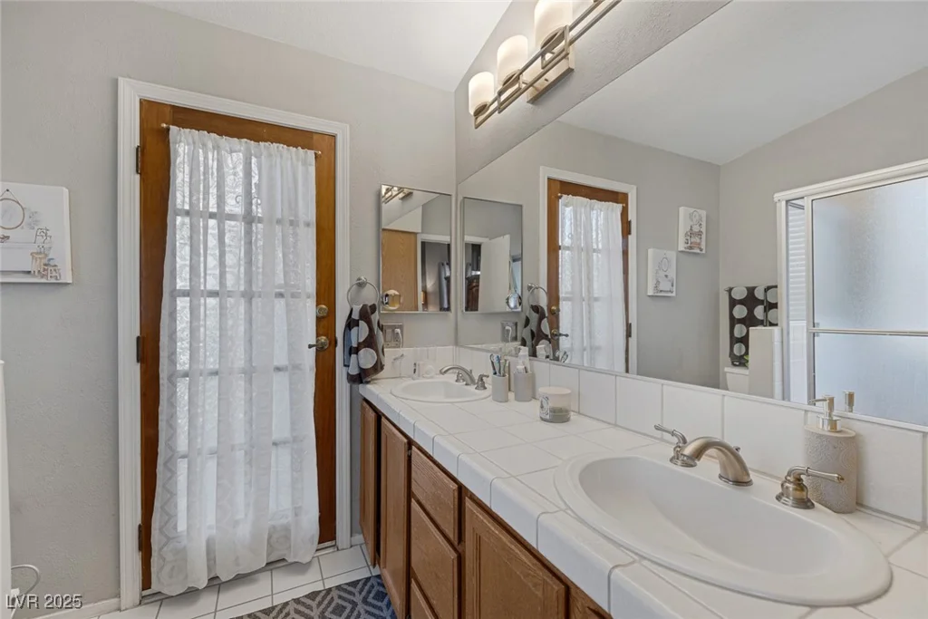 146 Cascade, Henderson, NV 89074