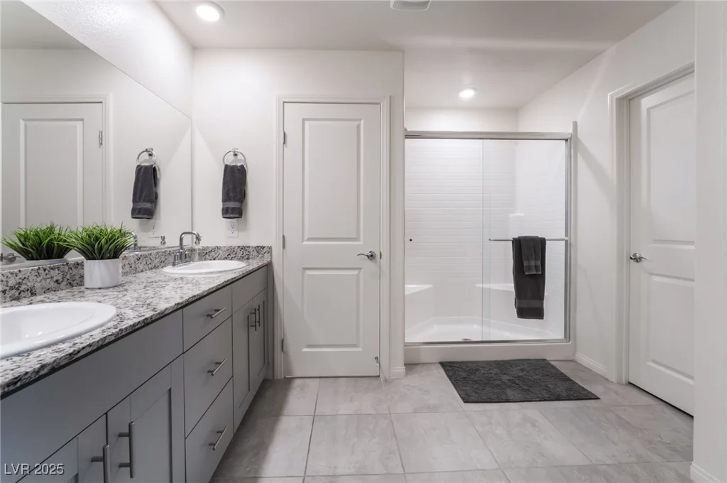 10987 Kingston Fields, Las Vegas, NV 89166