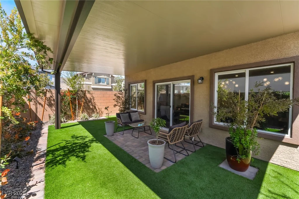 10987 Kingston Fields, Las Vegas, NV 89166