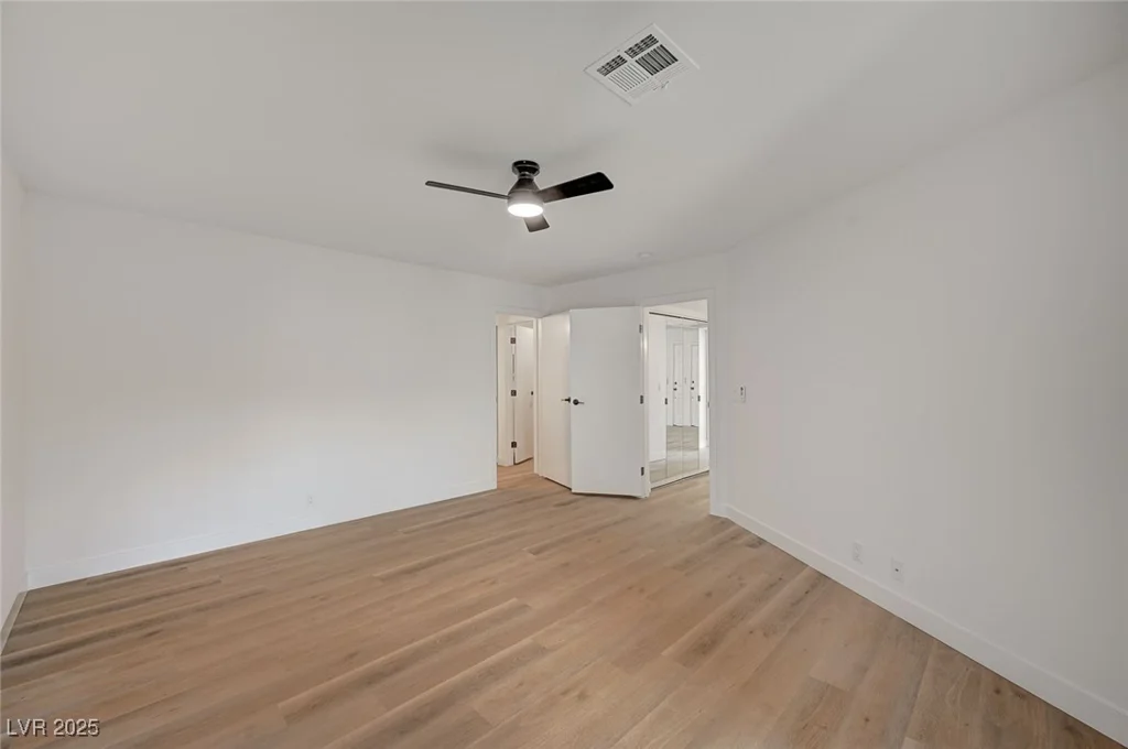 5071 Pioneer, Las Vegas, NV 89146