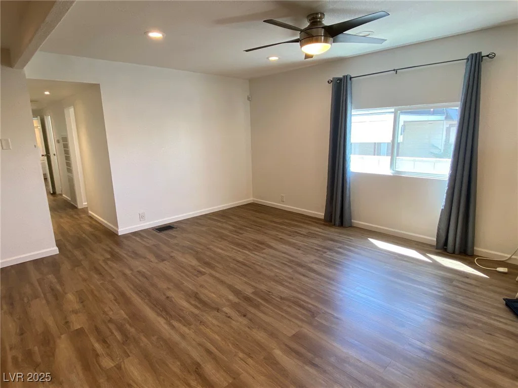 6245 Mount McKinley, Las Vegas, NV 89156