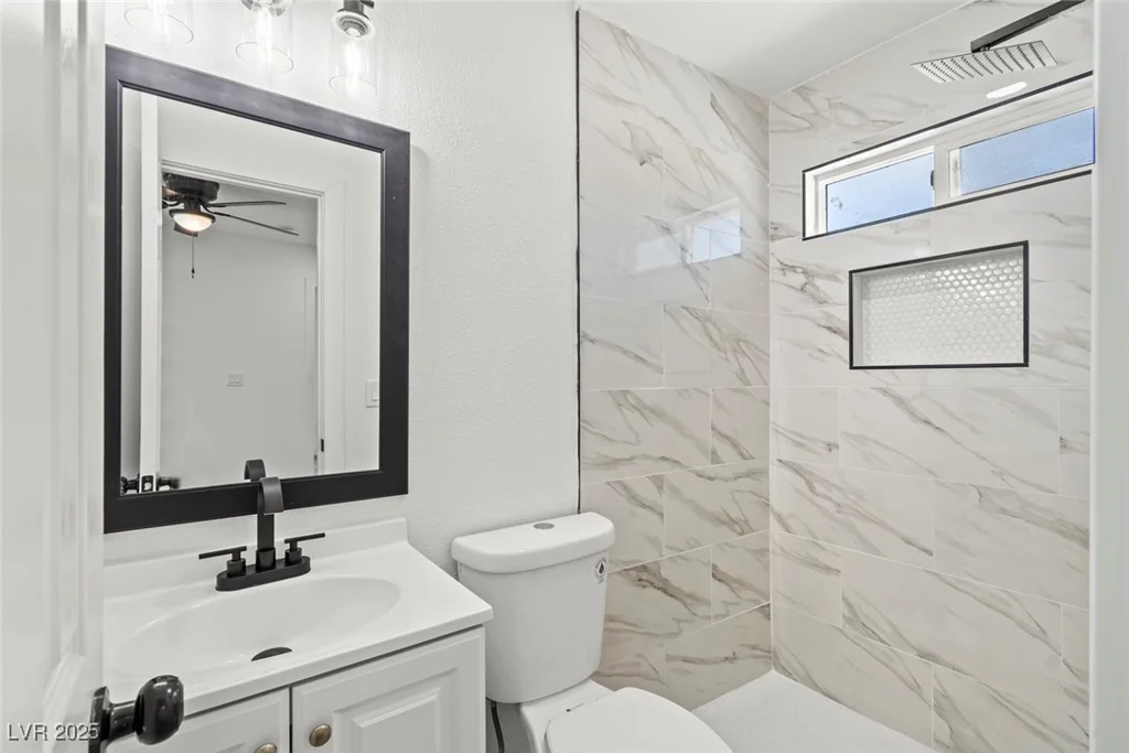 724 9th, Las Vegas, NV 89101