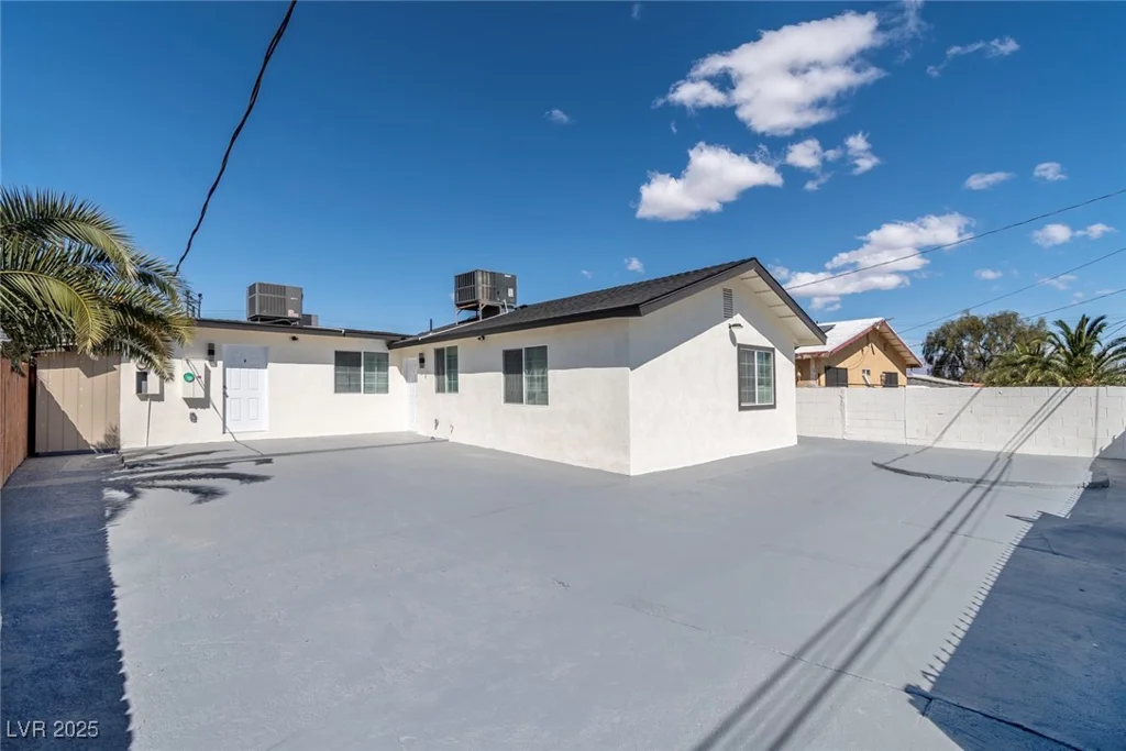 724 9th, Las Vegas, NV 89101