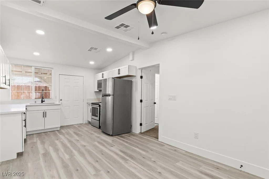 724 9th, Las Vegas, NV 89101