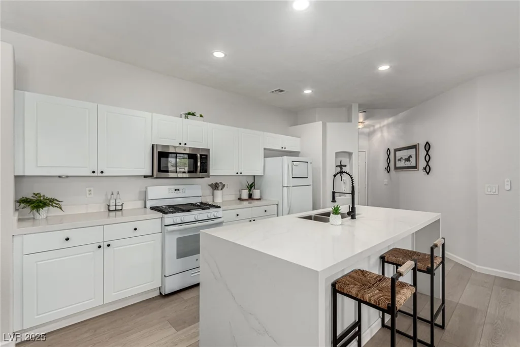7628 Picnic, Las Vegas, NV 89131