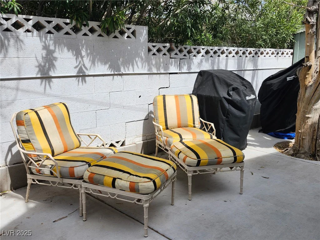 1812 Ivanhoe, Las Vegas, NV 89102