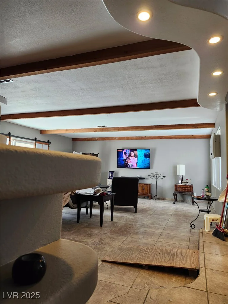 1812 Ivanhoe, Las Vegas, NV 89102