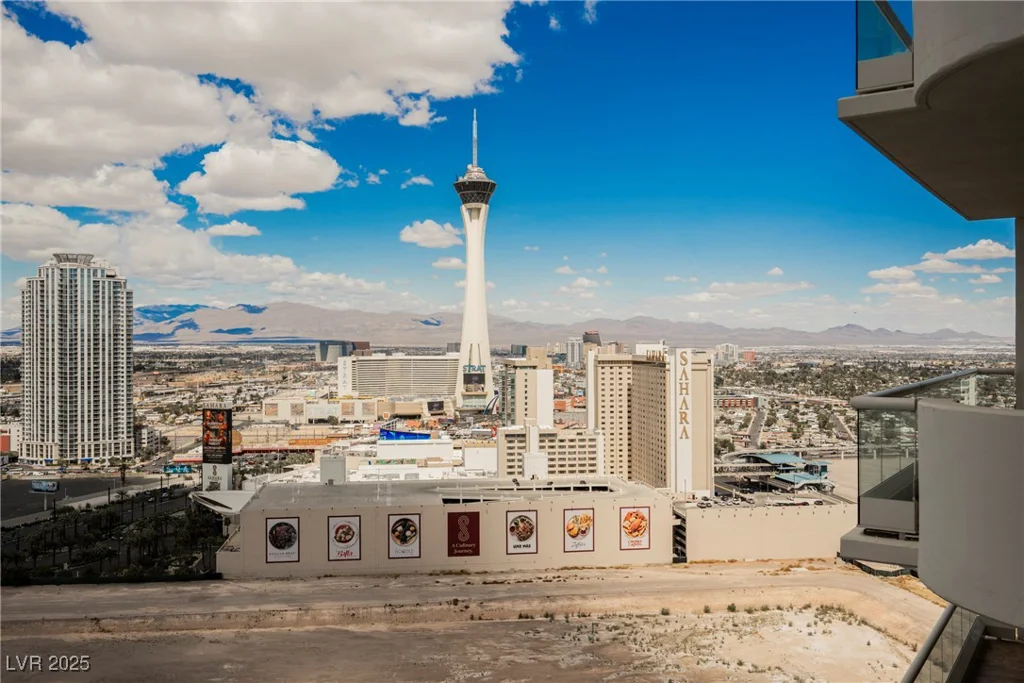 2747 Paradise, Las Vegas, NV 89109