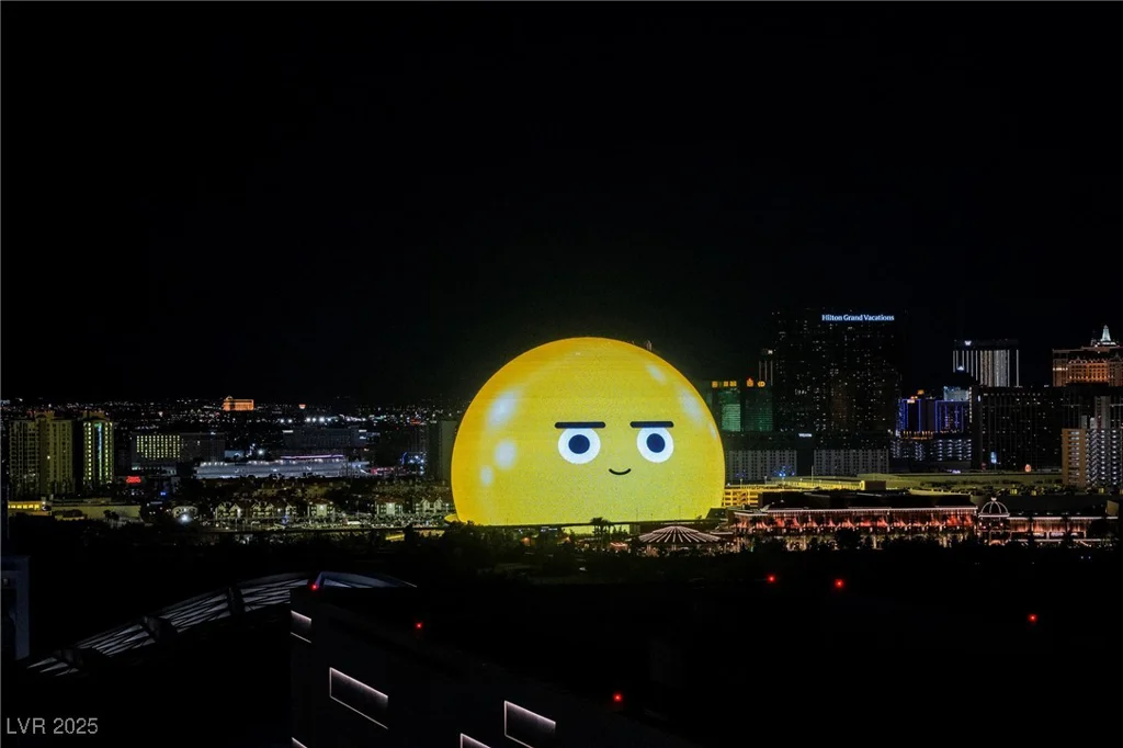 2747 Paradise, Las Vegas, NV 89109