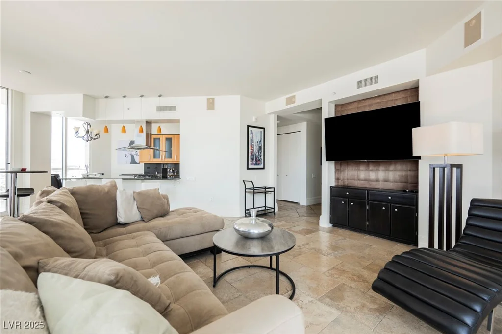 2747 Paradise, Las Vegas, NV 89109