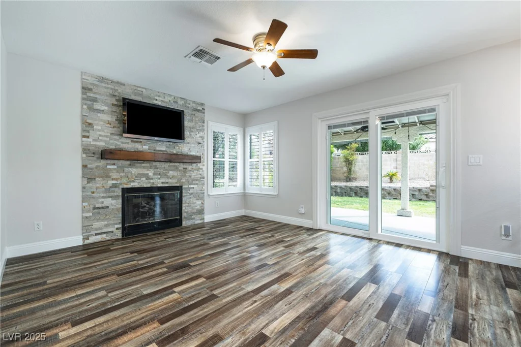2401 Rice Flower, Las Vegas, NV 89134