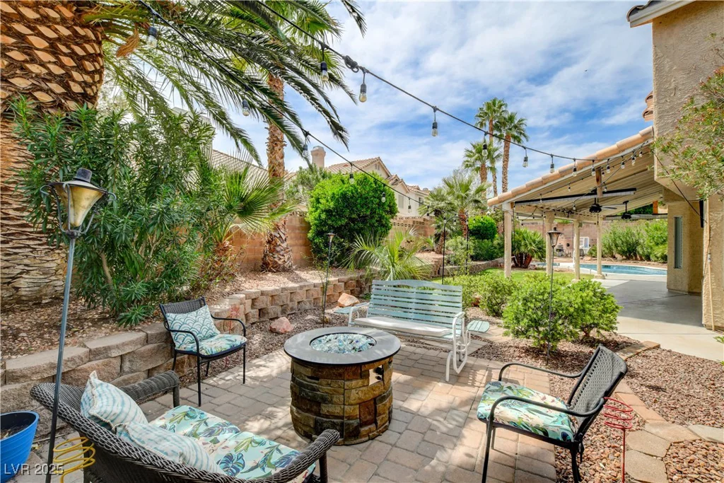 2401 Rice Flower, Las Vegas, NV 89134
