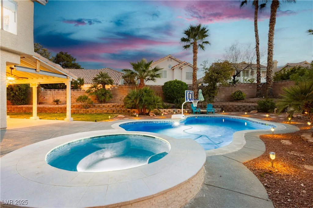 2401 Rice Flower, Las Vegas, NV 89134