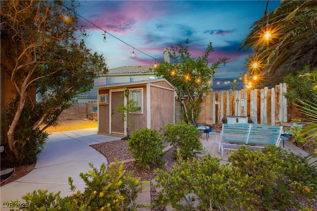 2401 Rice Flower, Las Vegas, NV 89134