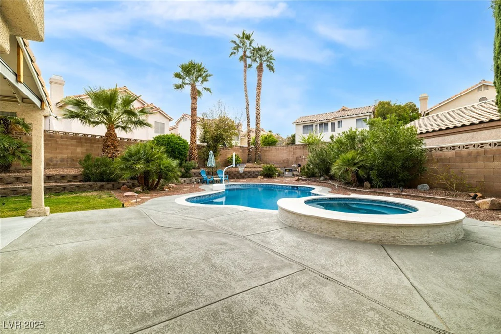 2401 Rice Flower, Las Vegas, NV 89134