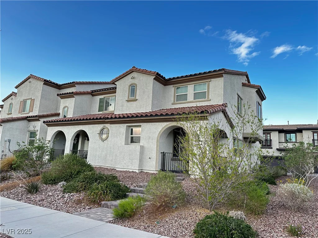 727 Pickled Pepper, Henderson, NV 89011