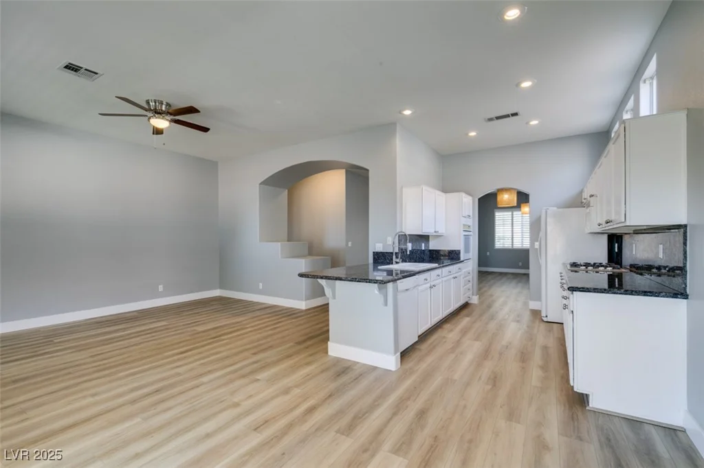8232 Sedona Sunset, Las Vegas, NV 89128