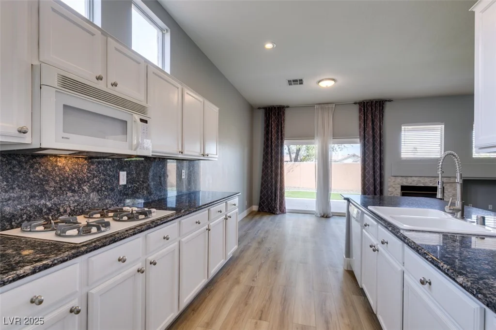 8232 Sedona Sunset, Las Vegas, NV 89128