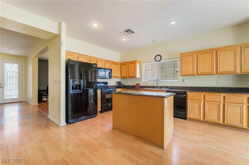 208 Lynbrook, Henderson, NV 89012