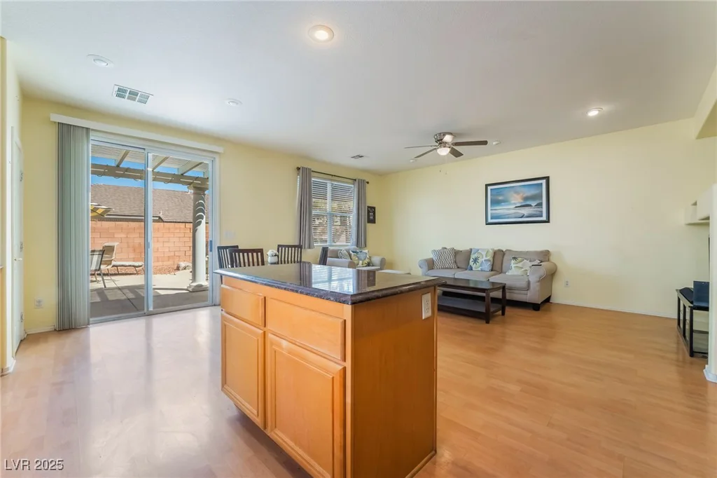 208 Lynbrook, Henderson, NV 89012
