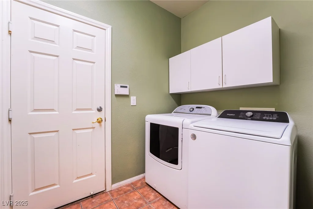 208 Lynbrook, Henderson, NV 89012