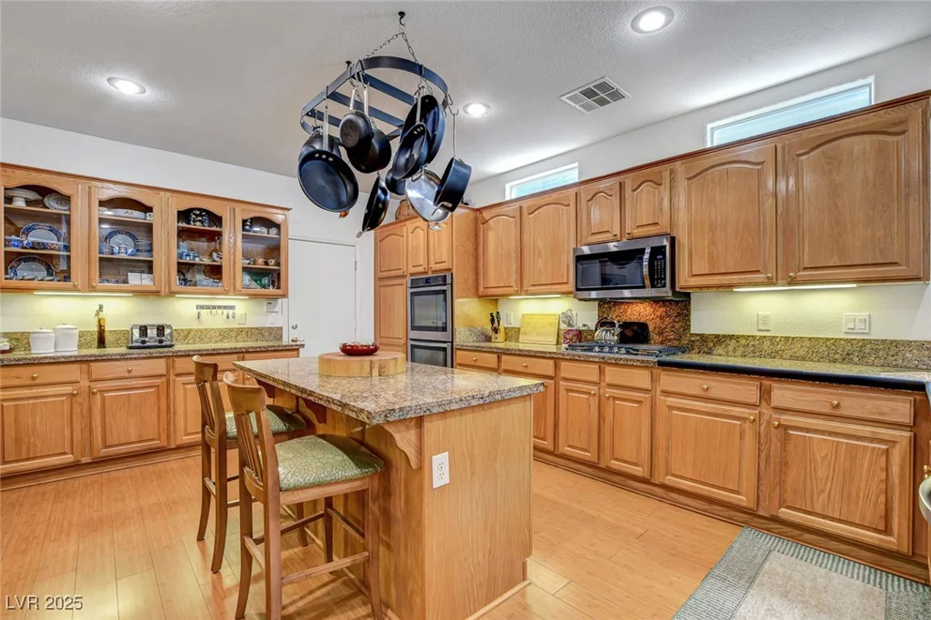 2727 Warm Rays, Henderson, NV 89052