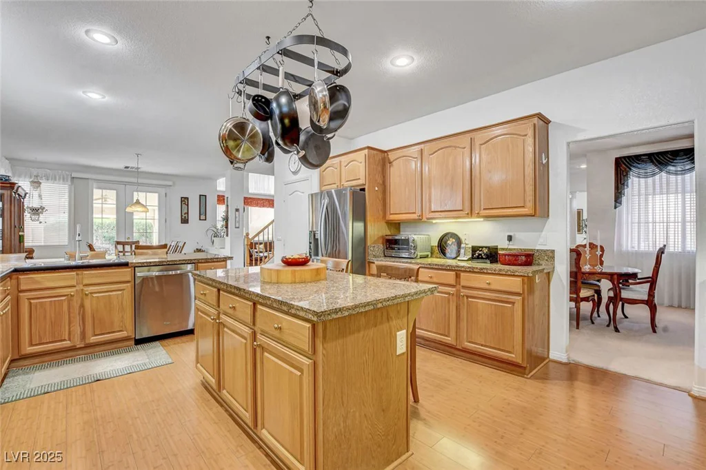 2727 Warm Rays, Henderson, NV 89052