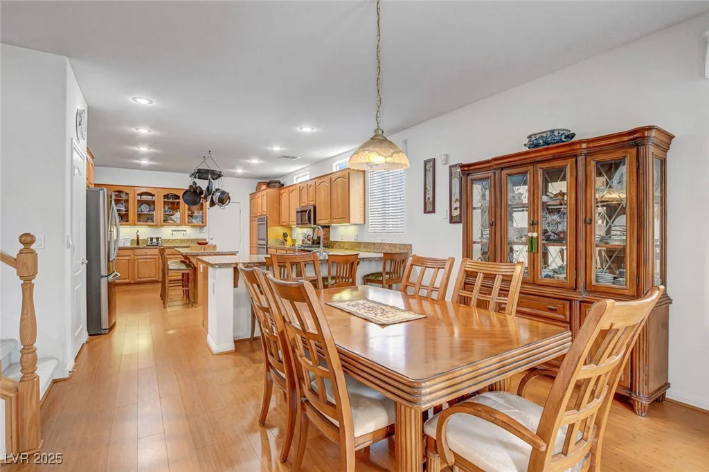 2727 Warm Rays, Henderson, NV 89052