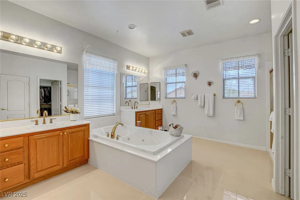 2727 Warm Rays, Henderson, NV 89052