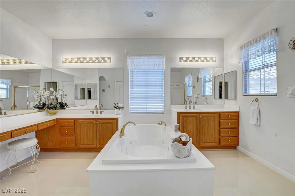 2727 Warm Rays, Henderson, NV 89052