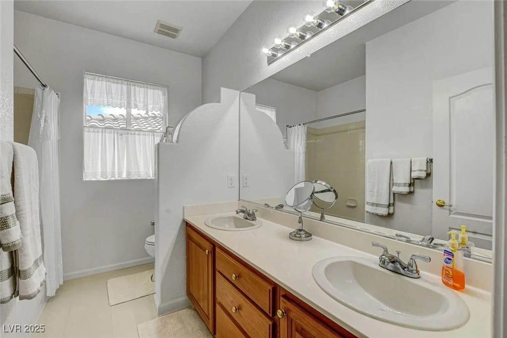 2727 Warm Rays, Henderson, NV 89052