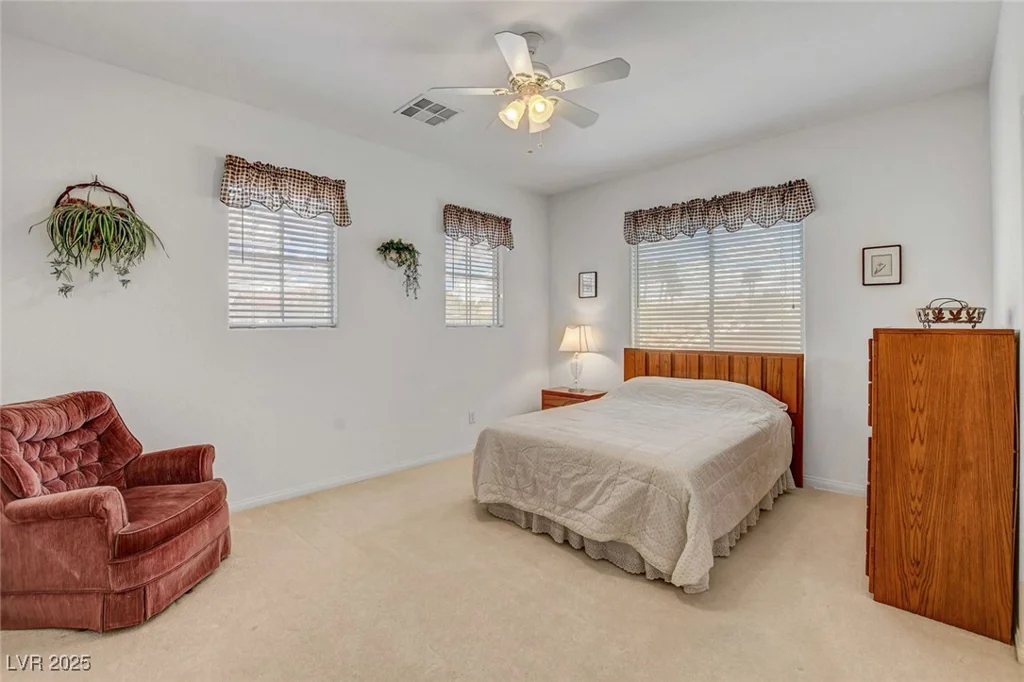2727 Warm Rays, Henderson, NV 89052