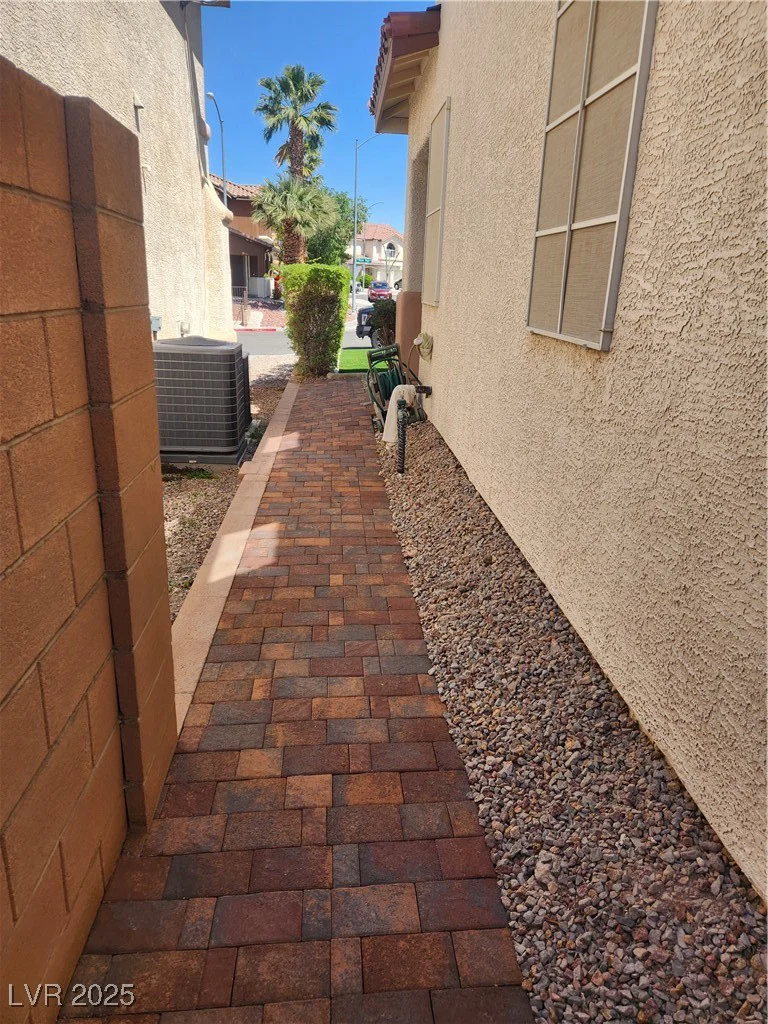 2727 Warm Rays, Henderson, NV 89052