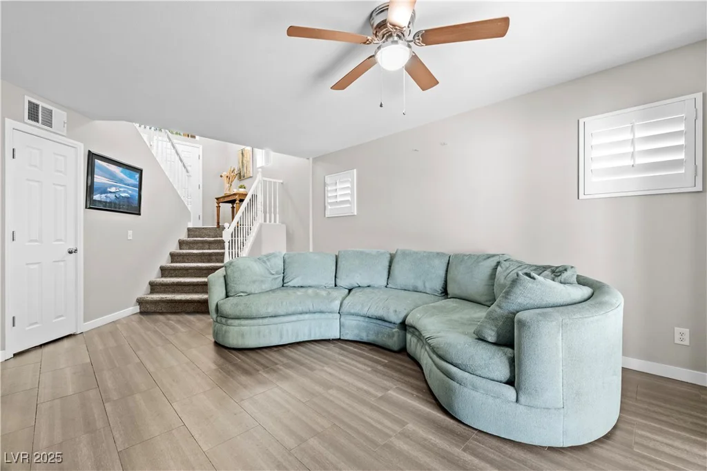 1922 Pyle, Las Vegas, NV 89183