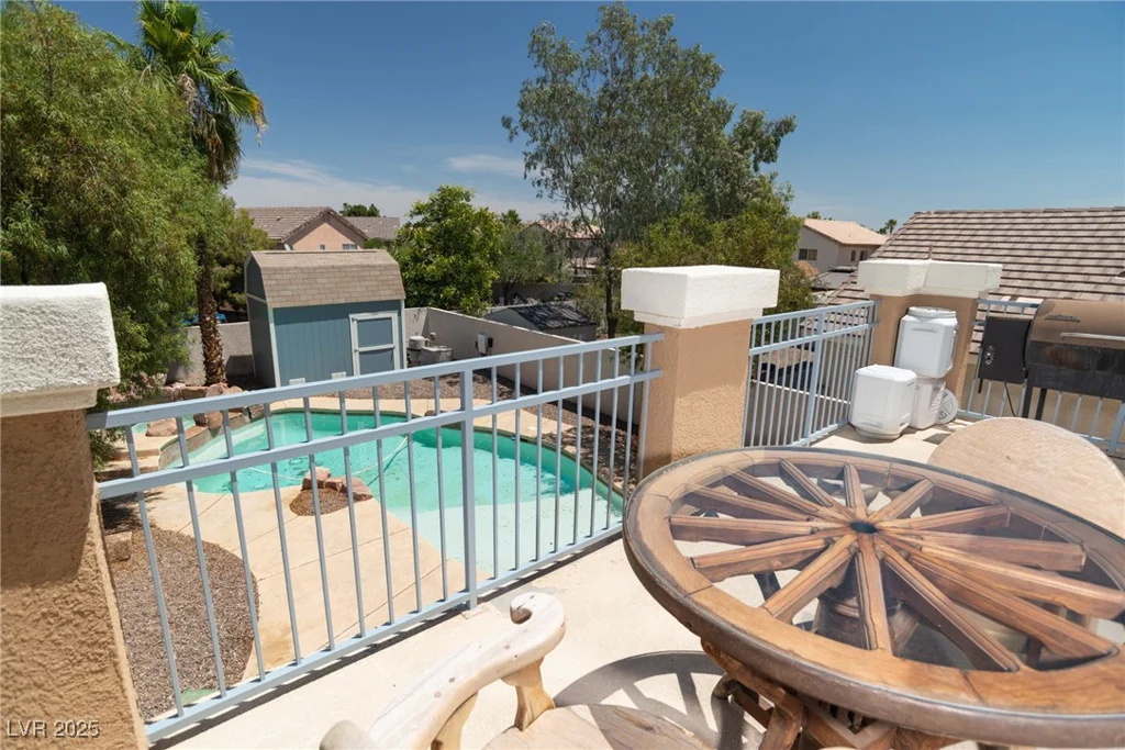 1922 Pyle, Las Vegas, NV 89183