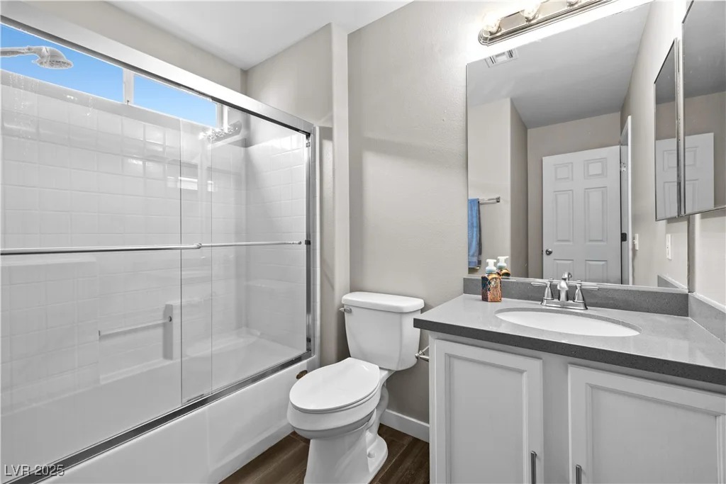 1922 Pyle, Las Vegas, NV 89183