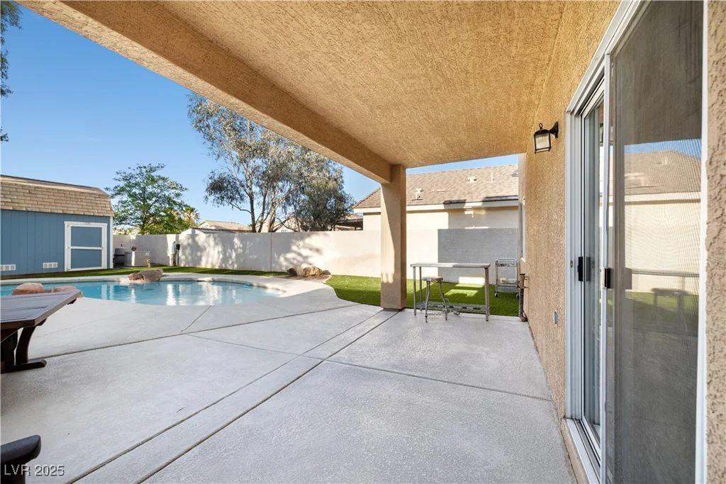 1922 Pyle, Las Vegas, NV 89183