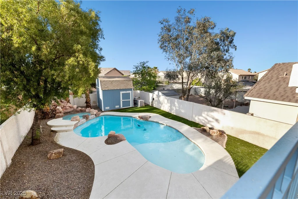 1922 Pyle, Las Vegas, NV 89183