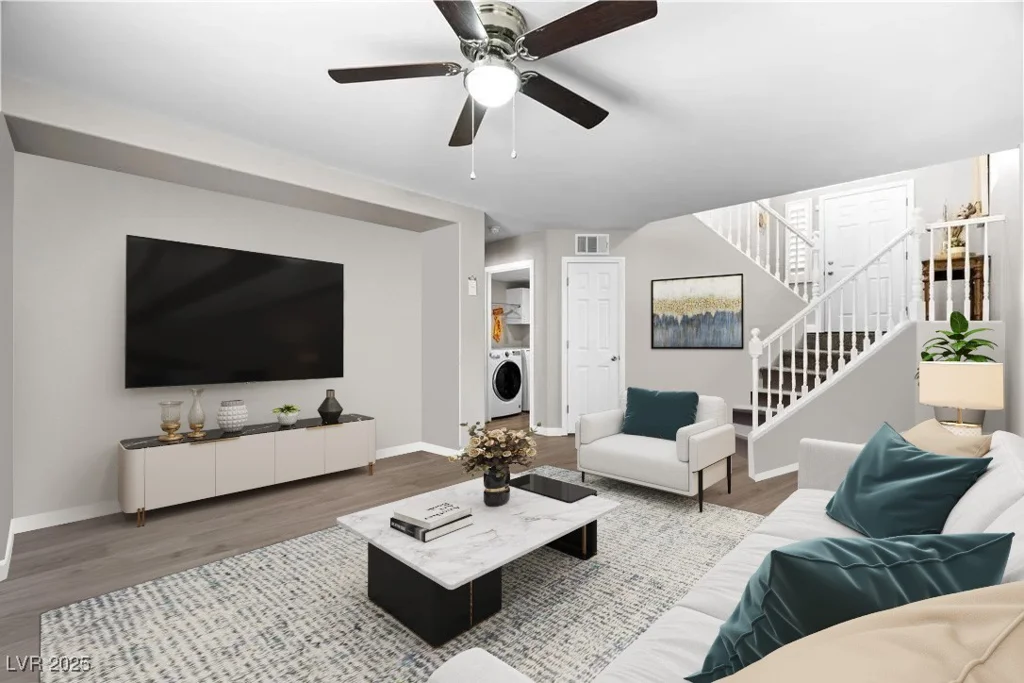1922 Pyle, Las Vegas, NV 89183