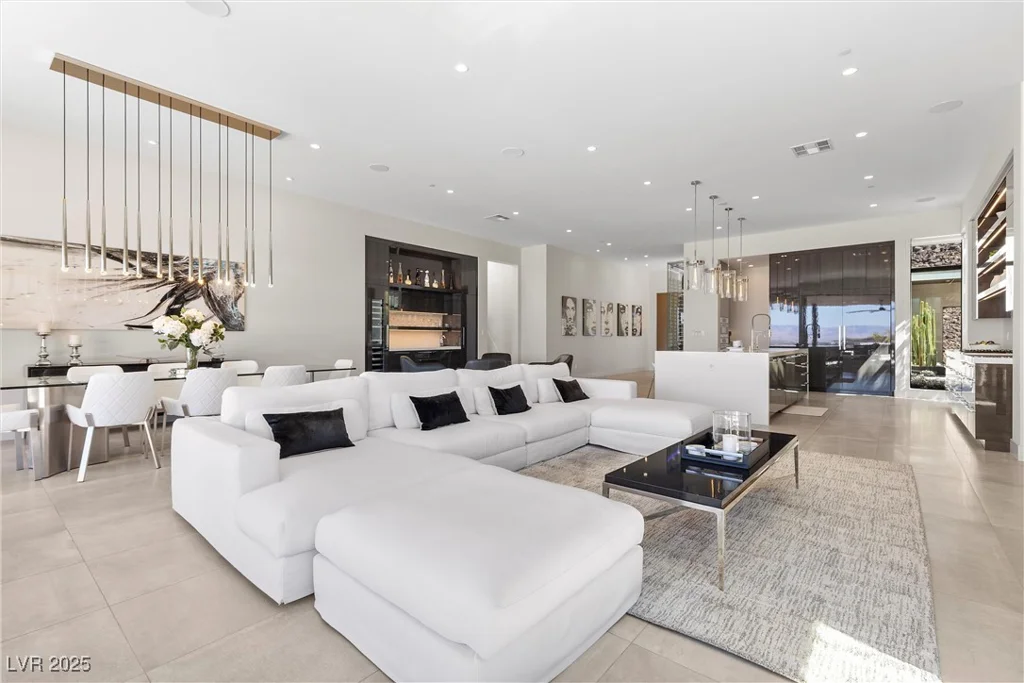 535 Serenity Point, Henderson, NV 89012
