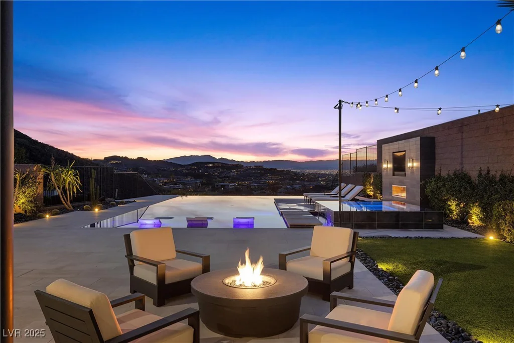 535 Serenity Point, Henderson, NV 89012