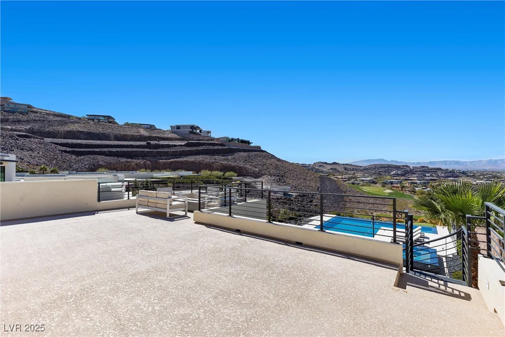 535 Serenity Point, Henderson, NV 89012