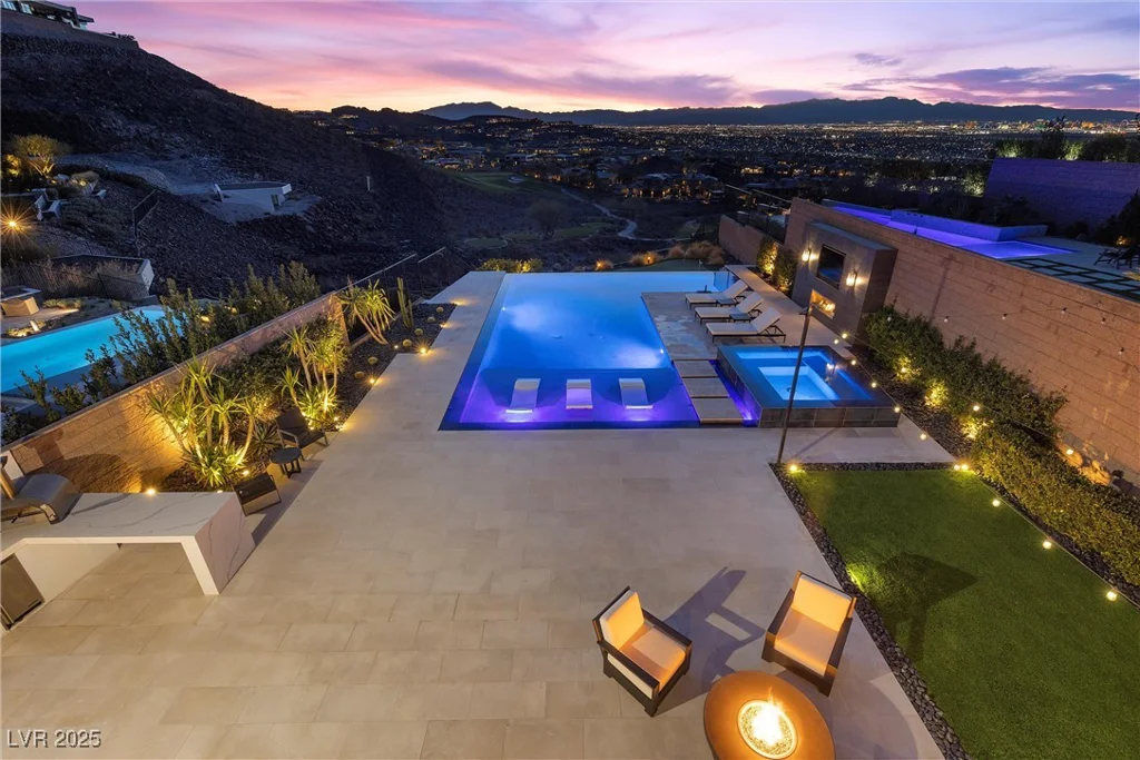 535 Serenity Point, Henderson, NV 89012