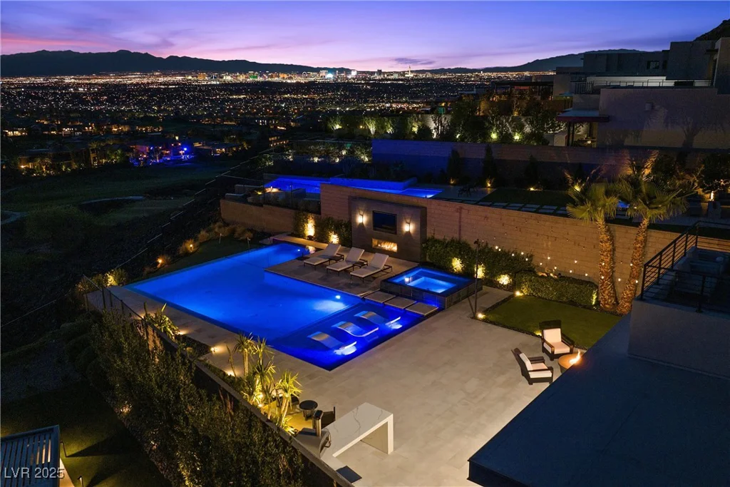 535 Serenity Point, Henderson, NV 89012