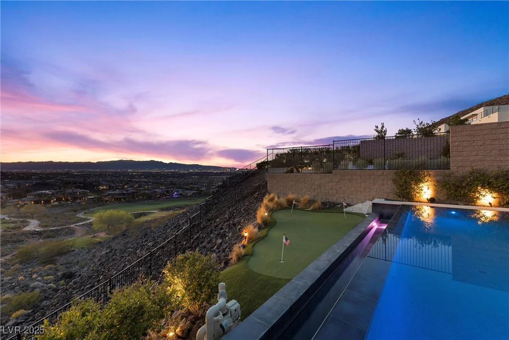 535 Serenity Point, Henderson, NV 89012