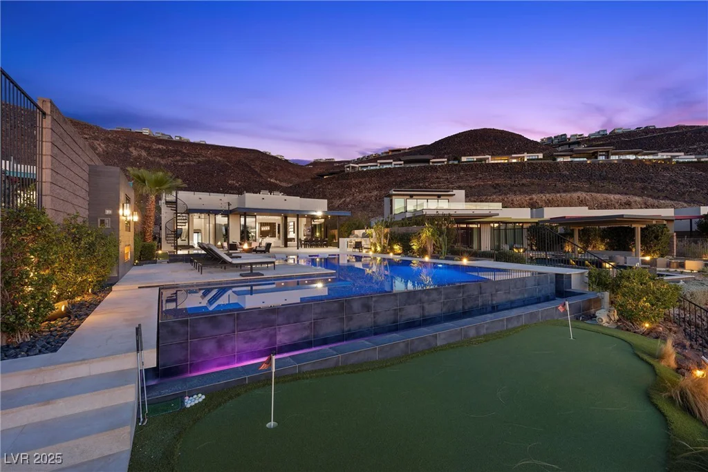 535 Serenity Point, Henderson, NV 89012