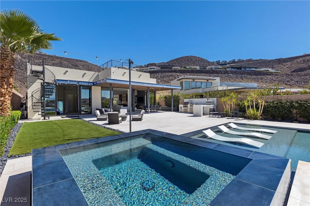 535 Serenity Point, Henderson, NV 89012